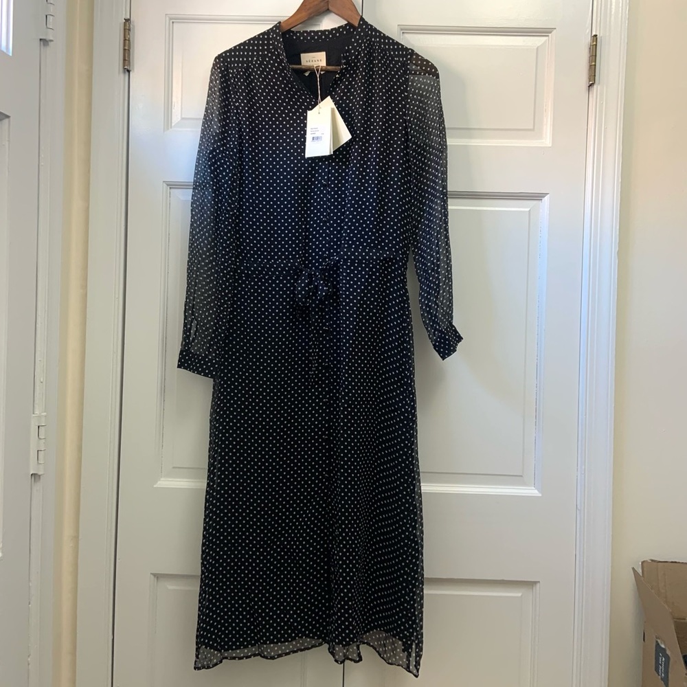 Sszane Elegant Polka Dots Mid-length dress in NaVY NWT - Picture 5 of 6